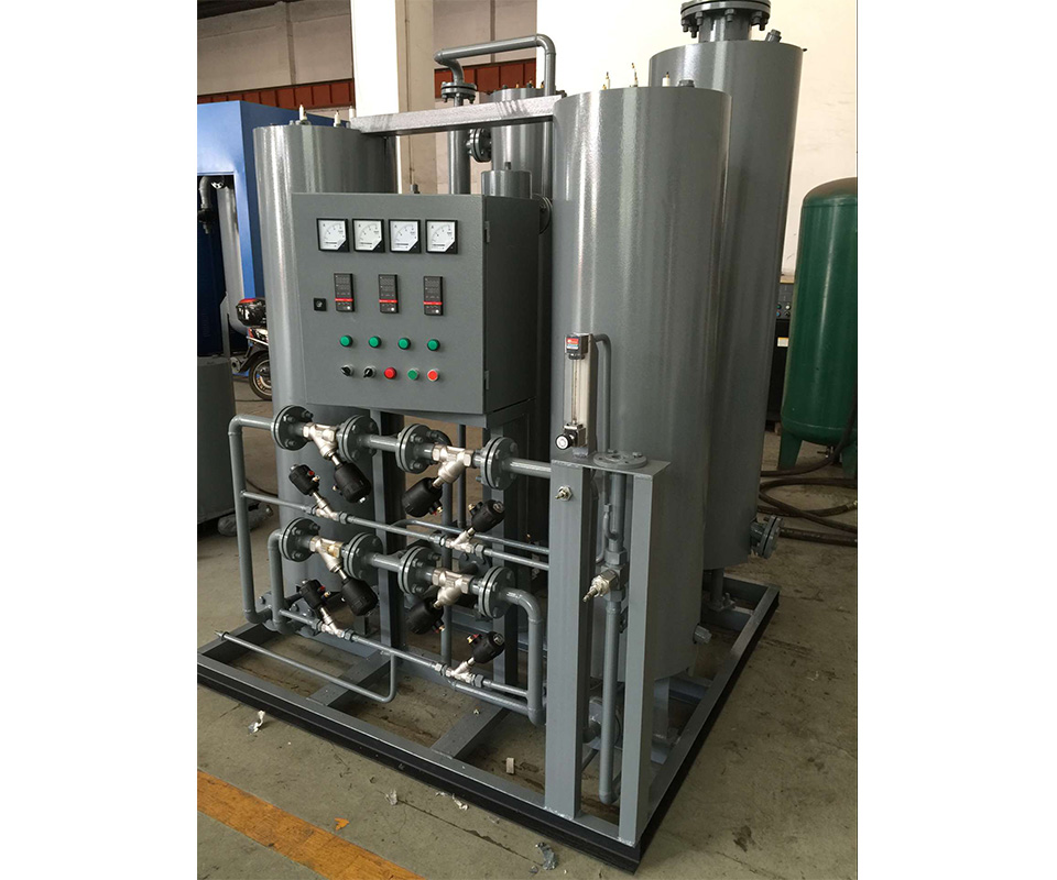 小型加碳型氮?dú)饧兓O(shè)備