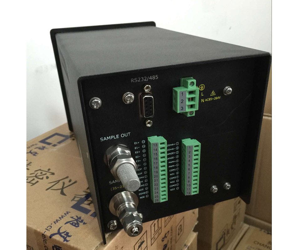 微量氧氣分析儀